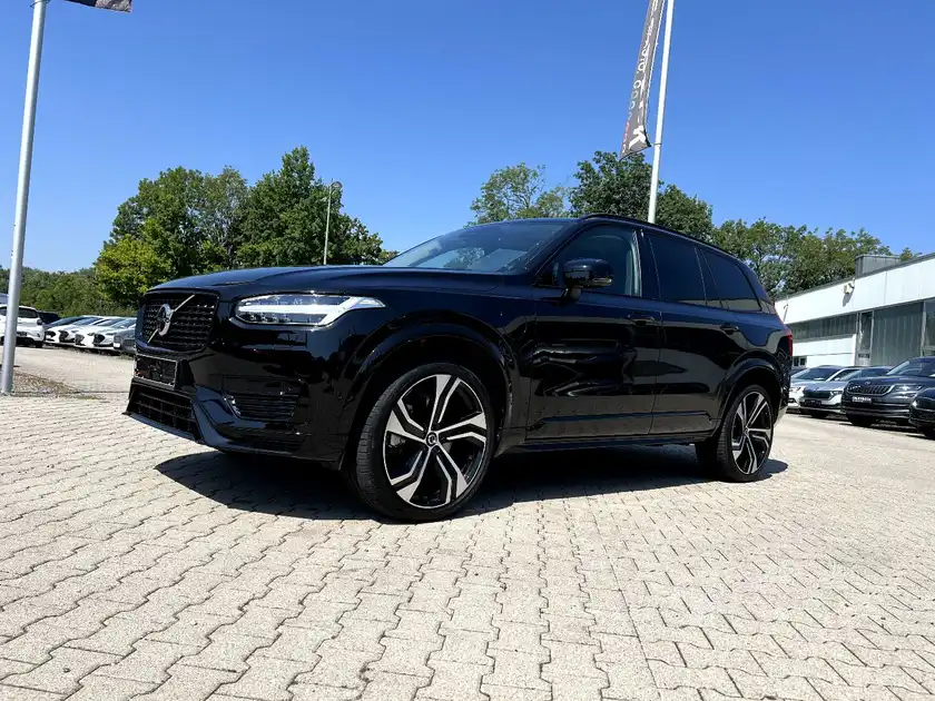 VOLVO XC90 (1/29)