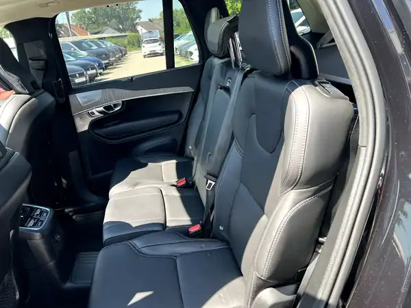 VOLVO XC90 (15/29)