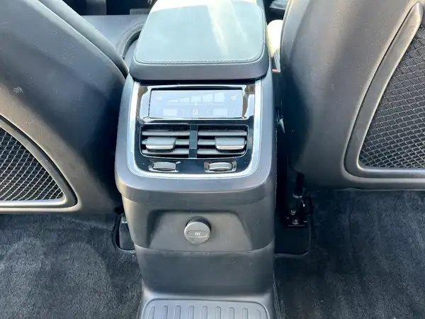 VOLVO XC90 (19/29)