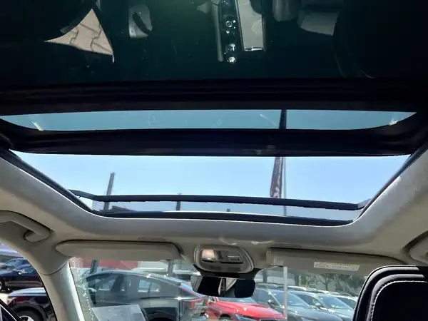 VOLVO XC90 (21/29)