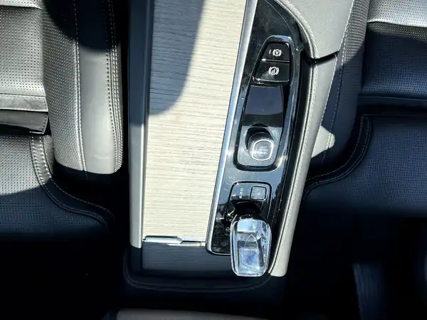 VOLVO XC90 (25/29)