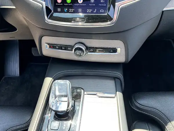 VOLVO XC90 (26/29)