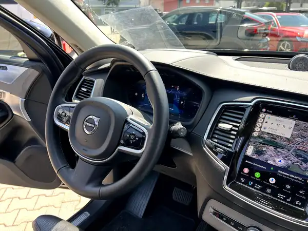VOLVO XC90 (28/29)