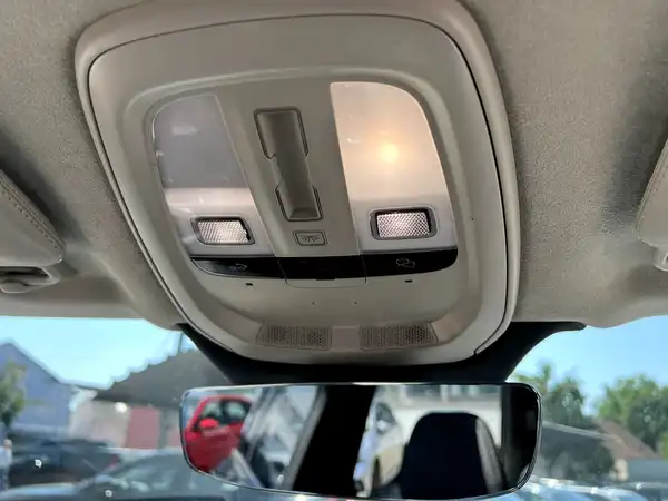 VOLVO XC90 (29/29)
