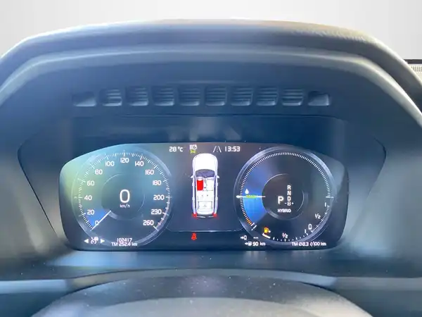 VOLVO XC90 (16/22)