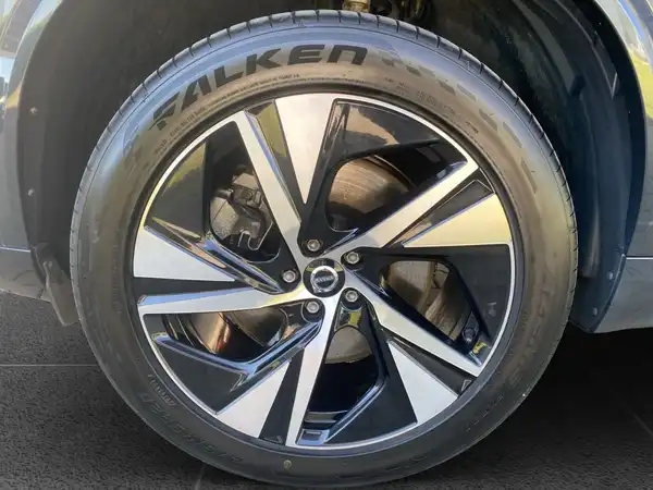 VOLVO XC90 (15/21)