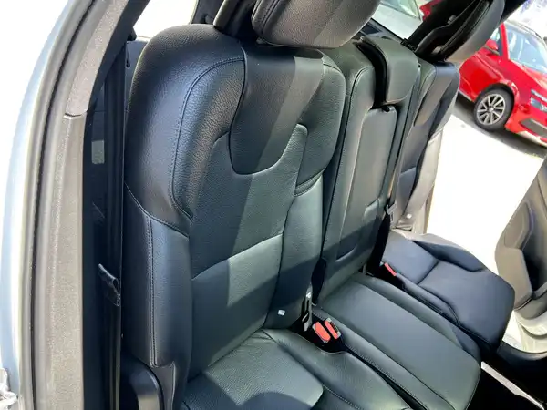 VOLVO XC90 (18/27)