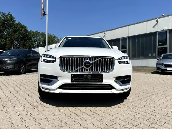 VOLVO XC90 (6/27)