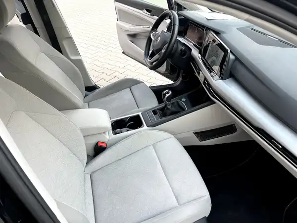 VW GOLF VARIANT (21/27)