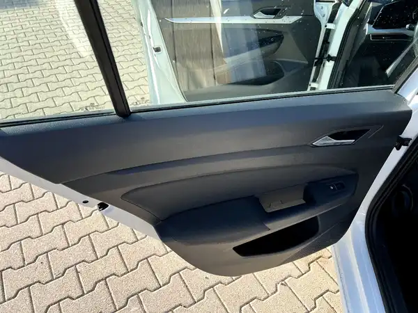 VW GOLF VARIANT (11/26)
