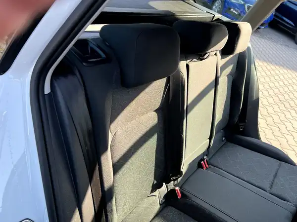 VW GOLF VARIANT (16/26)