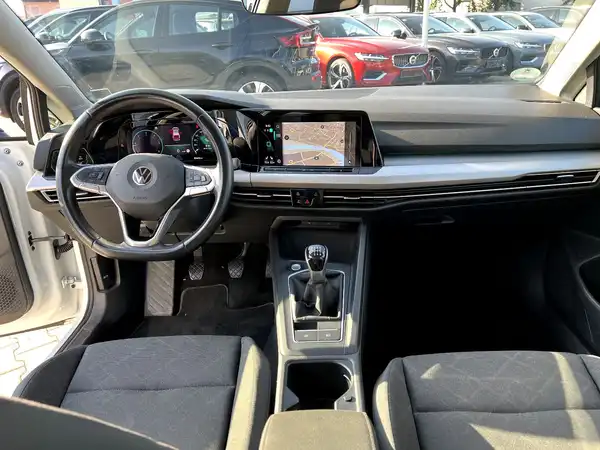 VW GOLF VARIANT (18/26)