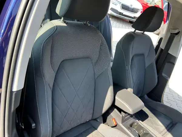 VW GOLF VARIANT (22/27)
