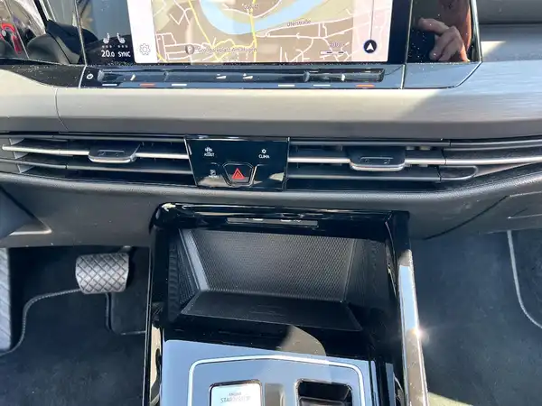 VW GOLF VARIANT (24/27)