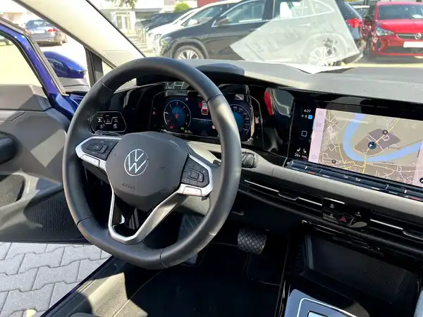 VW GOLF VARIANT (27/27)
