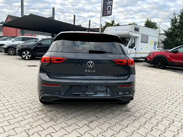 VW GOLF (3/27)