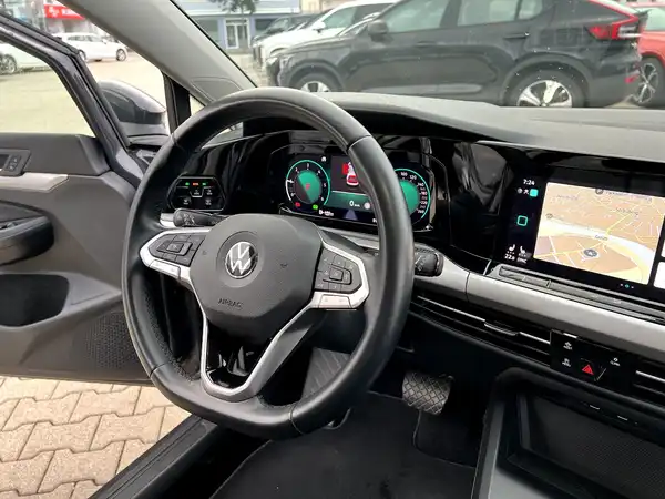VW GOLF (26/27)