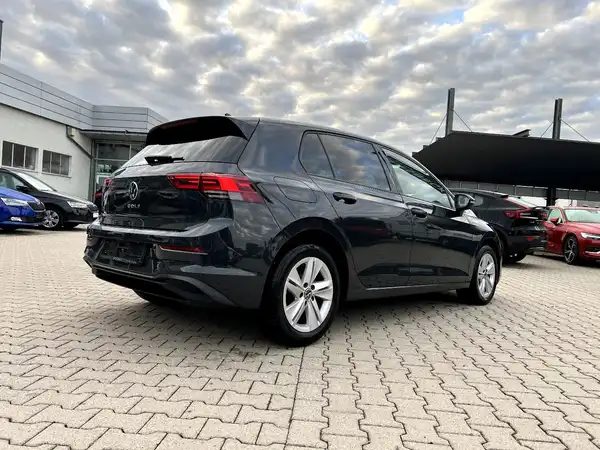 VW GOLF (4/27)