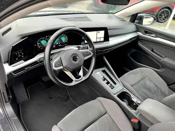 VW GOLF (9/27)