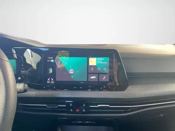 VW GOLF (11/18)