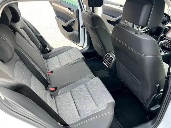 VW PASSAT VARIANT (16/29)