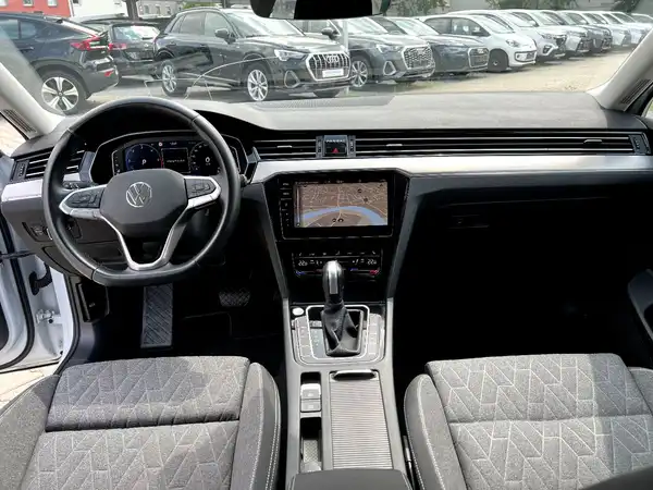 VW PASSAT VARIANT (19/29)