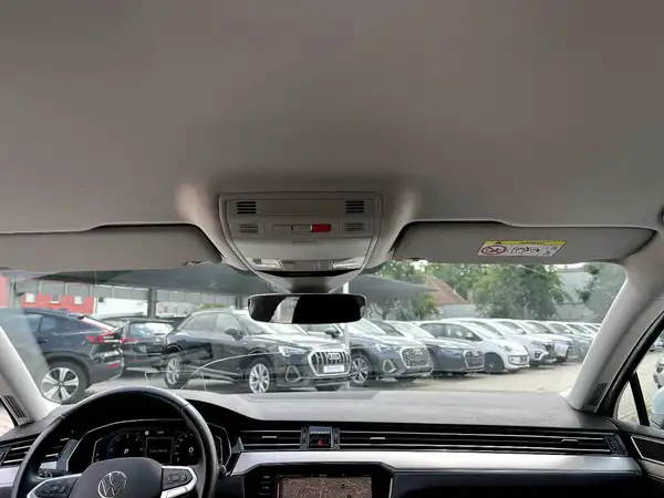 VW PASSAT VARIANT (20/29)