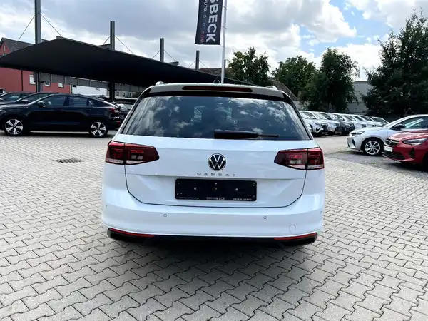 VW PASSAT VARIANT (3/29)
