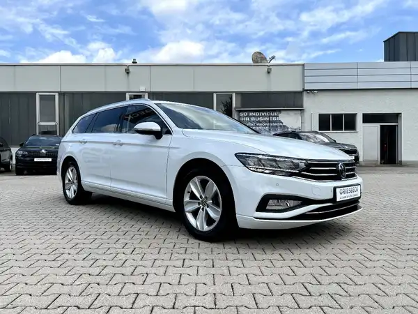 VW PASSAT VARIANT (5/29)
