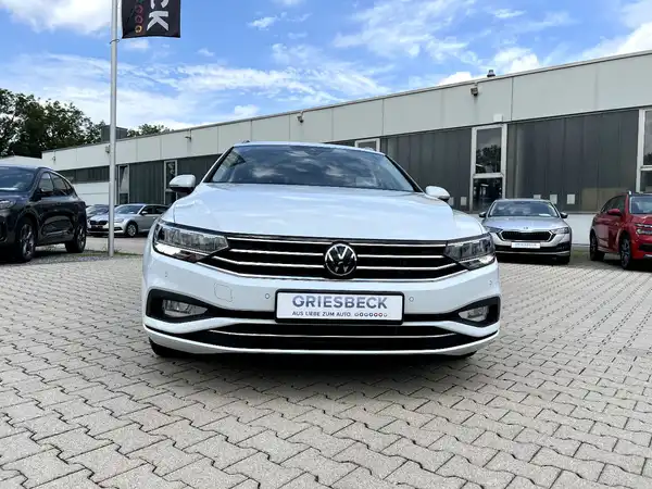 VW PASSAT VARIANT (6/29)