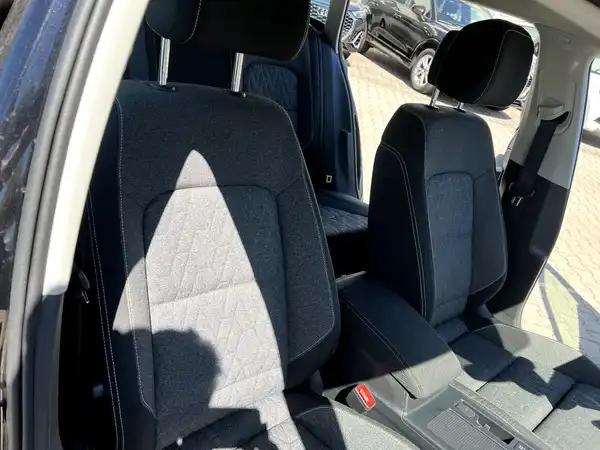 VW PASSAT VARIANT (22/28)