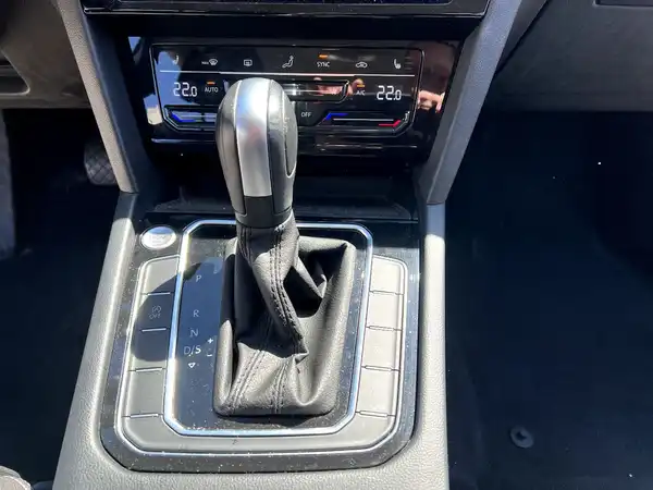 VW PASSAT VARIANT (24/28)