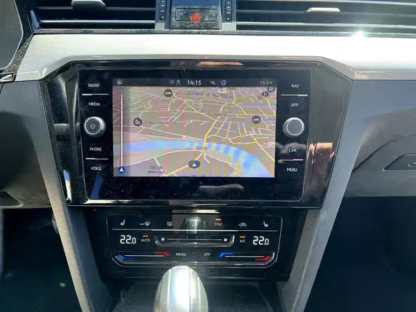 VW PASSAT VARIANT (25/28)