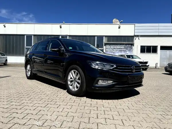 VW PASSAT VARIANT (5/28)