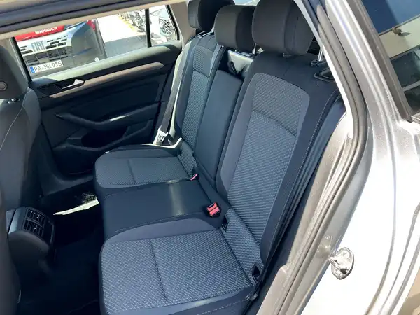 VW PASSAT VARIANT (13/26)