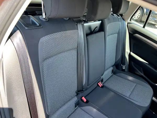 VW PASSAT VARIANT (16/26)