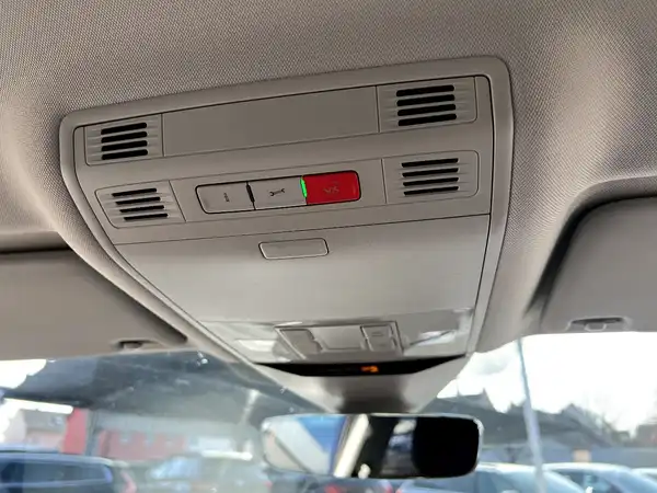 VW PASSAT VARIANT (26/26)