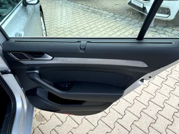 VW PASSAT VARIANT (14/28)