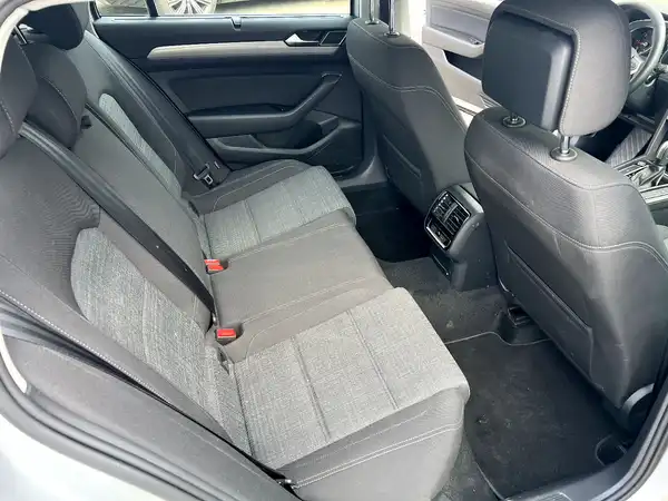 VW PASSAT VARIANT (15/28)