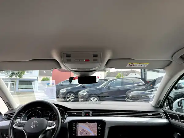 VW PASSAT VARIANT (19/28)