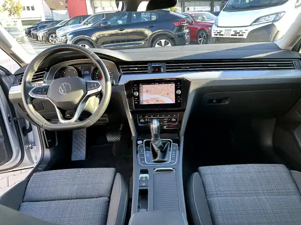 VW PASSAT VARIANT (18/28)