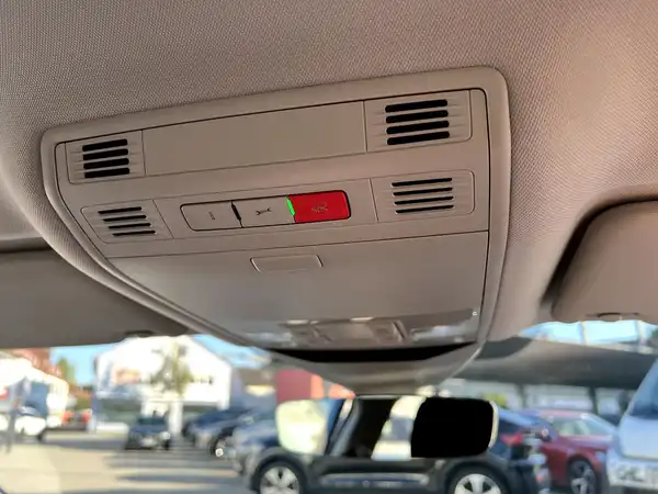 VW PASSAT VARIANT (28/28)