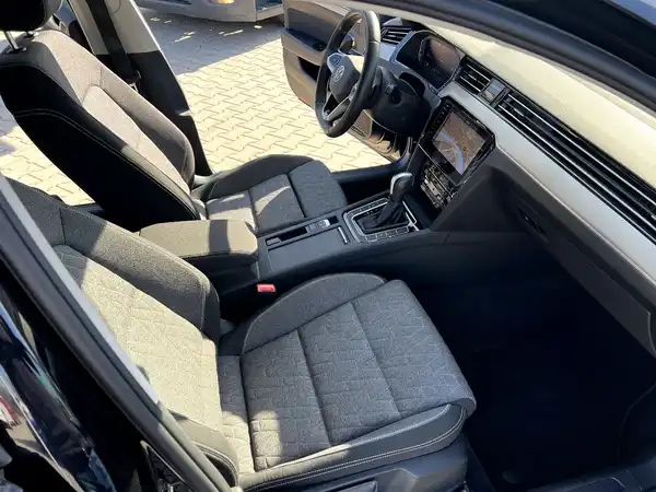 VW PASSAT VARIANT (21/27)