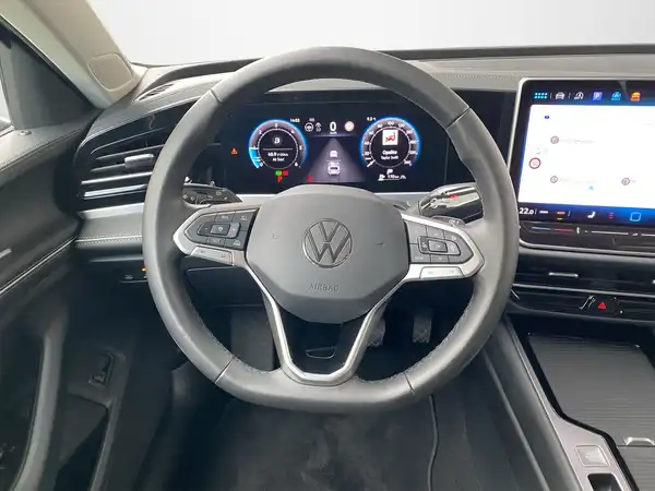 VW PASSAT VARIANT (10/21)