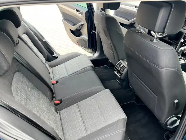 VW PASSAT VARIANT (16/29)