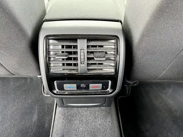 VW PASSAT VARIANT (18/29)