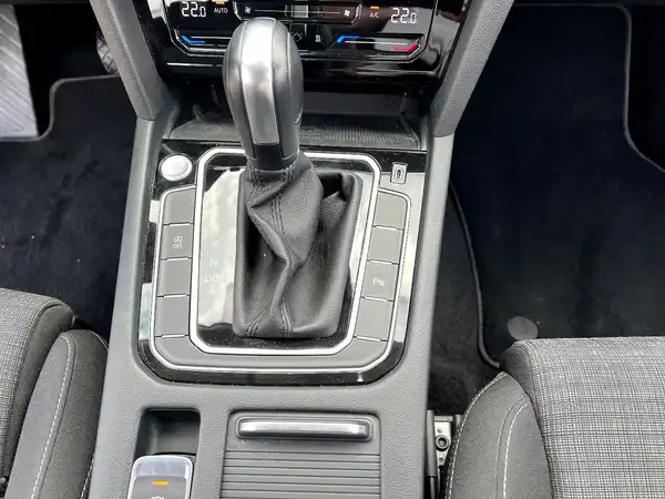 VW PASSAT VARIANT (25/29)