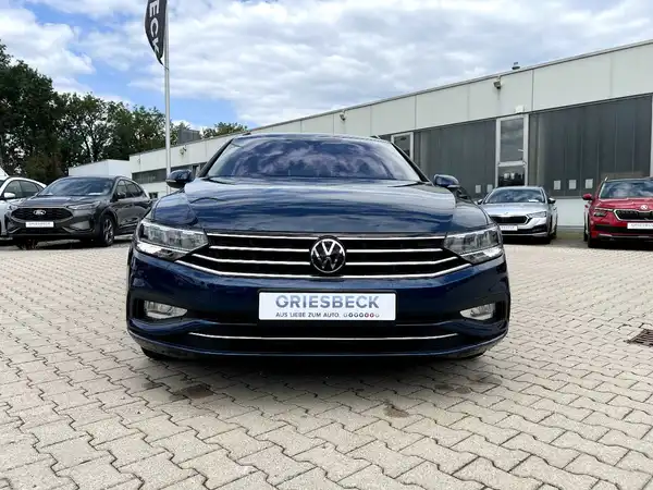 VW PASSAT VARIANT (6/29)