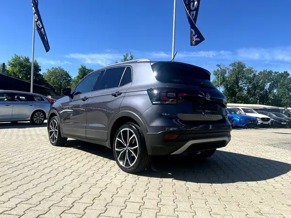 VW T-CROSS (2/26)