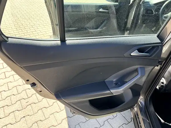 VW T-CROSS (11/27)